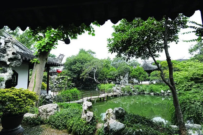 ͸��̨ͤ��ľ��ʯ������̺죬����Ϯ�ˣ�