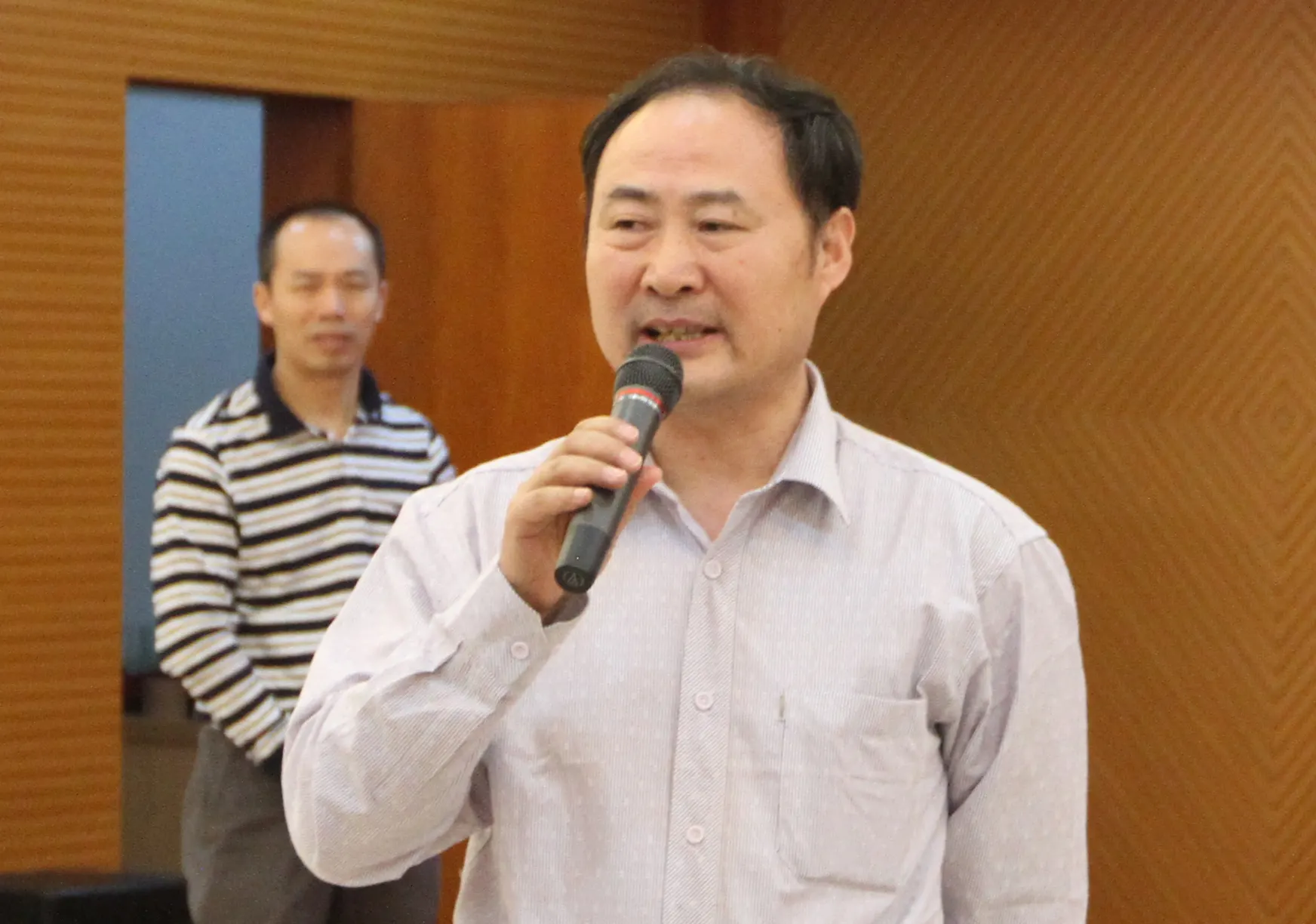 兜底儿网艺术总监高润祥发言