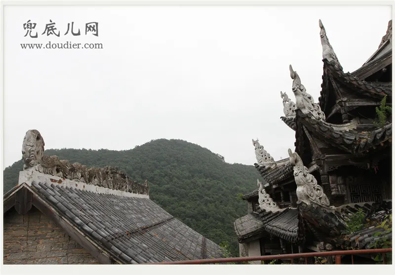 雨登天台山:静享深山的空灵与宁静