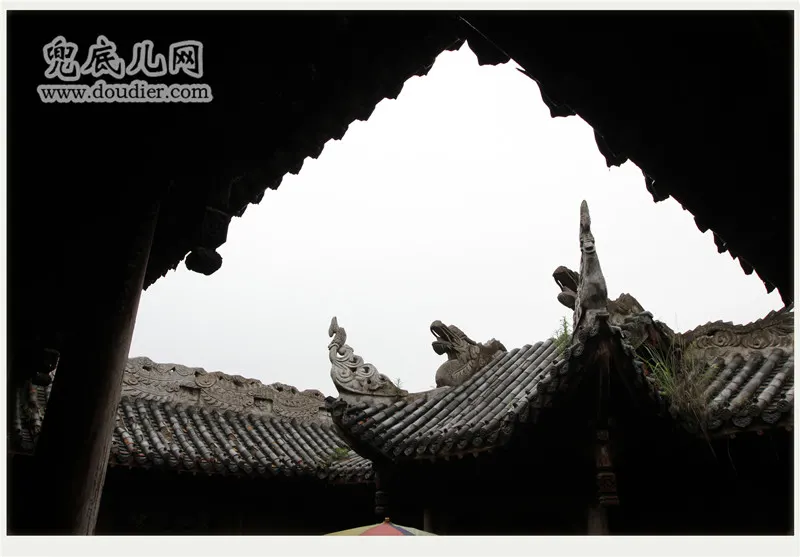 雨登天台山:静享深山的空灵与宁静