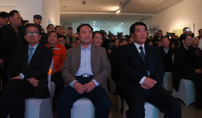 �μӿ�Ļʽ�쵼��α�