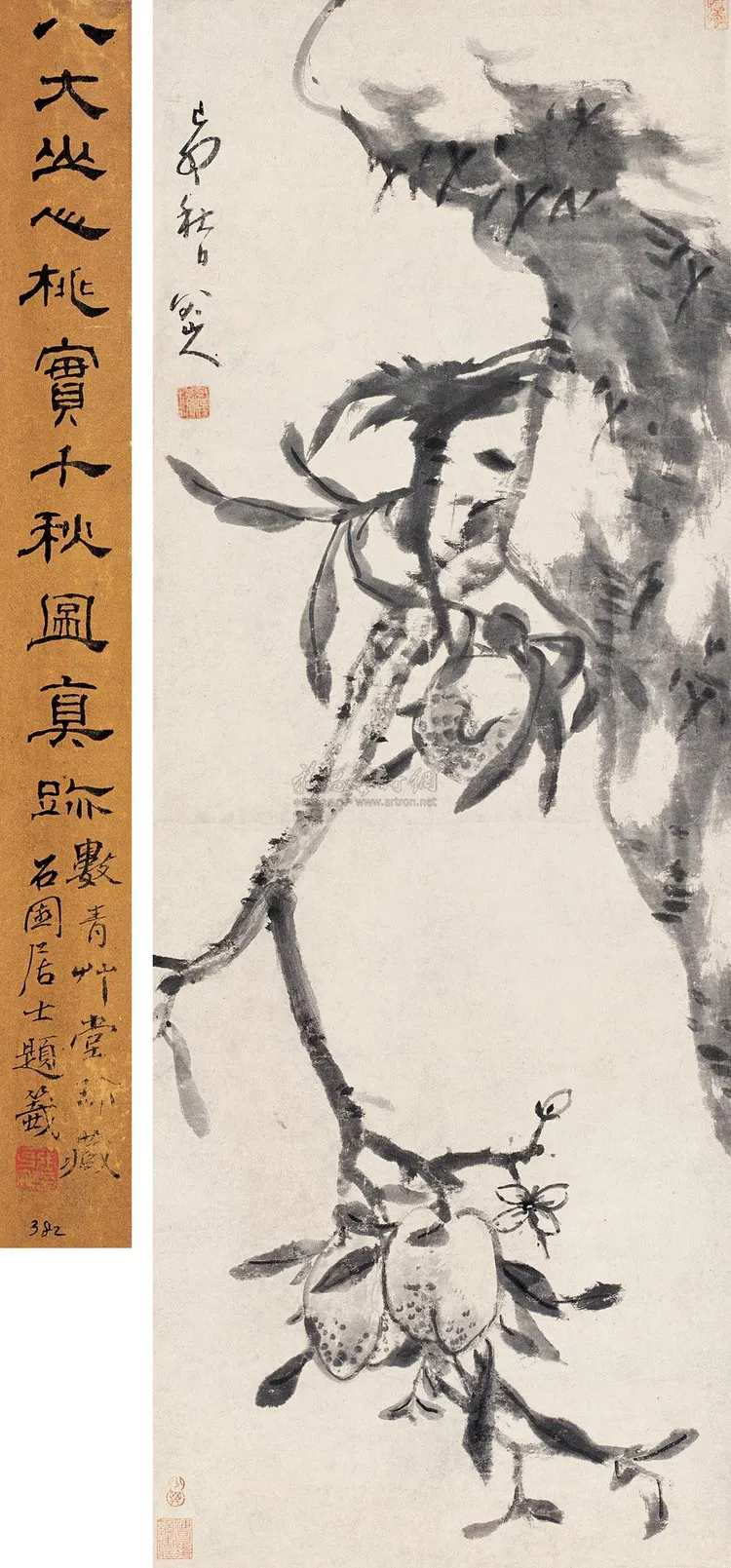 八大山人 1699年作 桃实千秋 立轴 104×38
