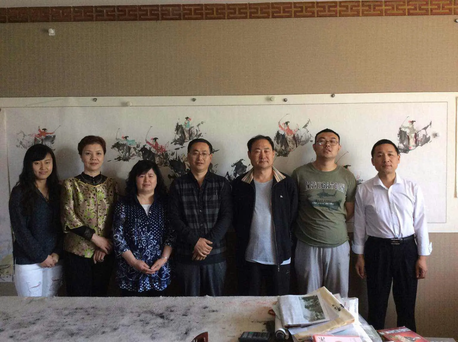 左起:刘淼、邹爱丽、子柔李刚夫妇、高润祥、高瑞志、子慧黄勇